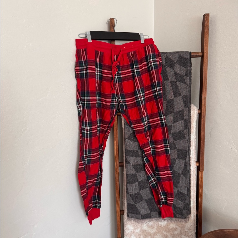 Stars Above Red Plaid Women's Pants